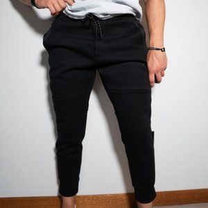 American Eagle Joggers w/ Zip - Up Pockets